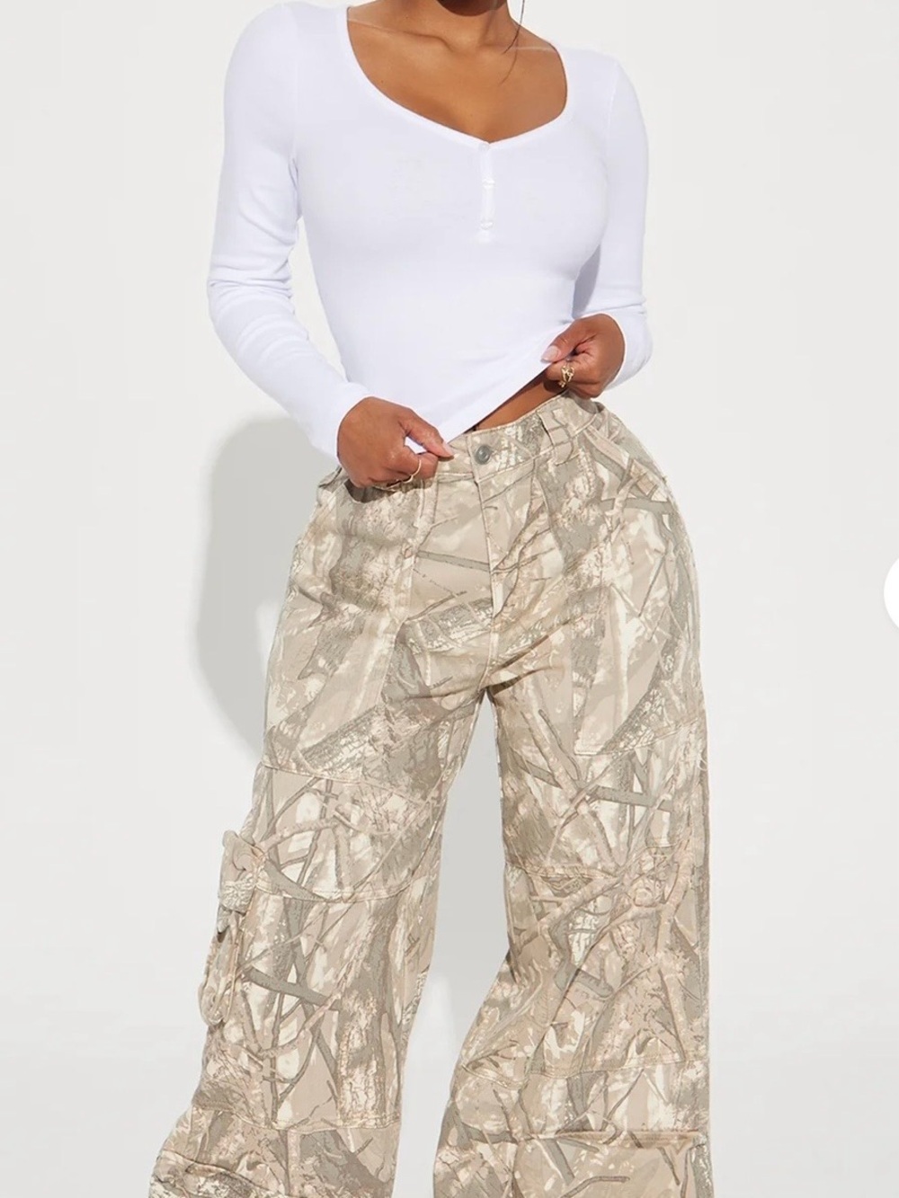 Fashion Nova Camo Wide Leg Cargo Pants Stretch Skater Womens Size 7 Medium Tan - Picture 8 of 9